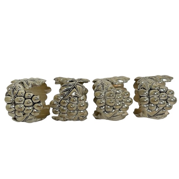 Silea Heavy Silver Plate Grape Napkin Rings Formal Elegant Dining Set of 4 - Picture 1 of 12